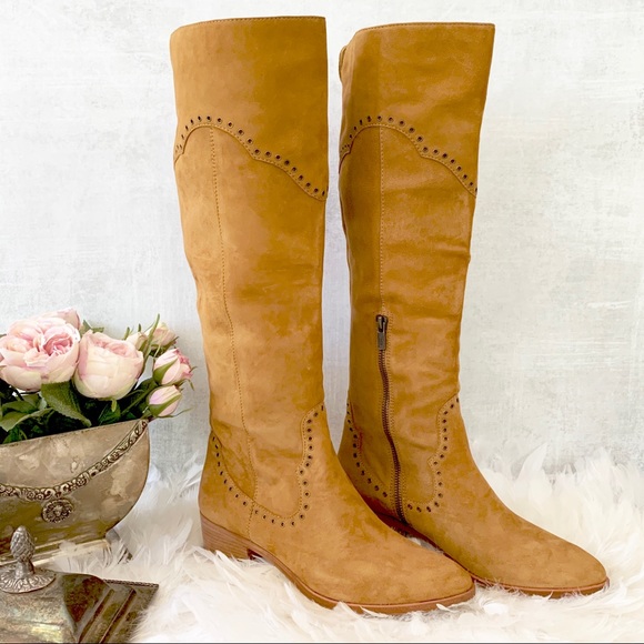 🎉🎉HP🎉🎉 Frye Ray Grommet Tall Camel Suede - Picture 2 of 8